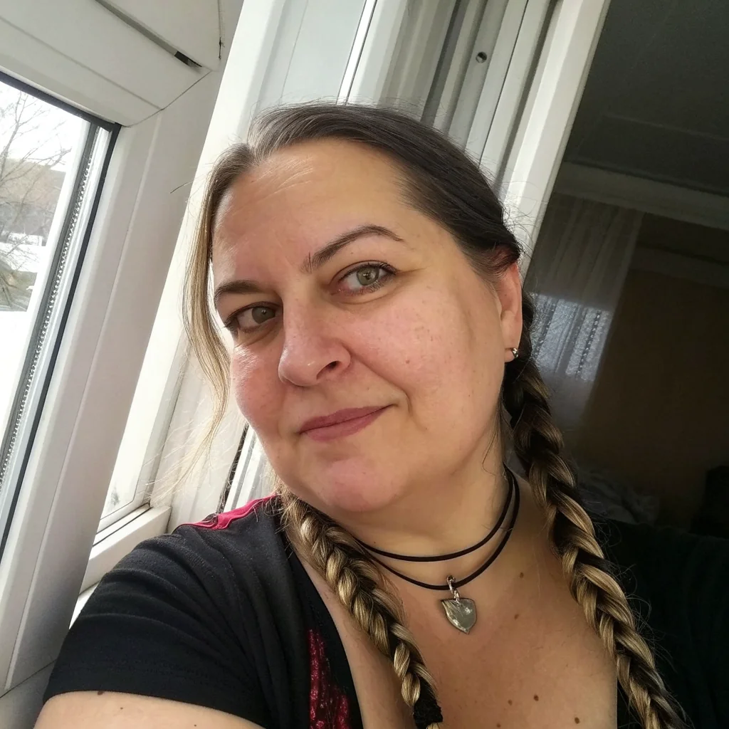 Amira